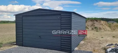 Obraz do artykułu: Garaż blaszany na 1 auto czy wiata – które rozwiązanie lepiej chroni samochód?