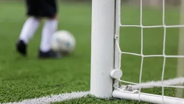 Klub Sportowy Rożnowa otrzyma 5 tys. zł na sprzęt piłkarski