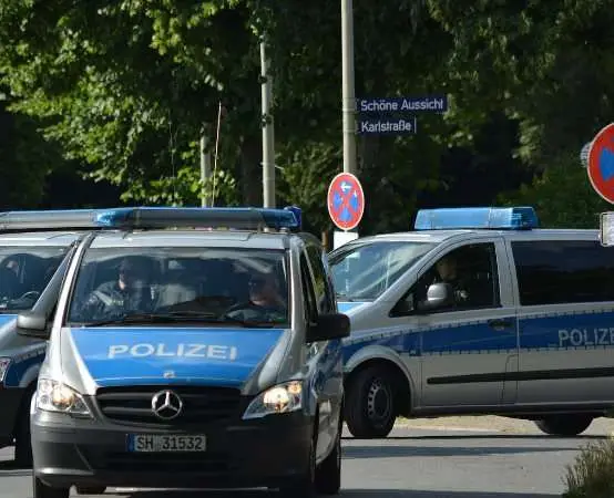 Wielicka komenda przyjęła dzieci - policjanci pokazali wakacyjne zagrożenia