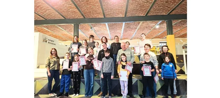 Puzzle, śmiech i rywalizacja rodzin - jak poszło w Bibliotece Młodych