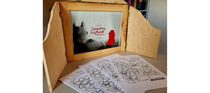 Kamishibai w Śledziejowicach - Czerwony Kapturek dostał nowe, mądre oblicze