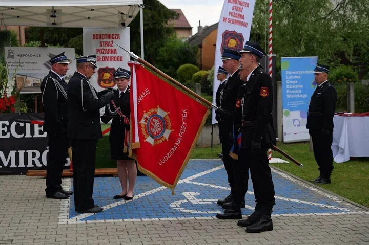 Sto lat służby, odznaczenia i nowy rozdział w OSP Słomiróg